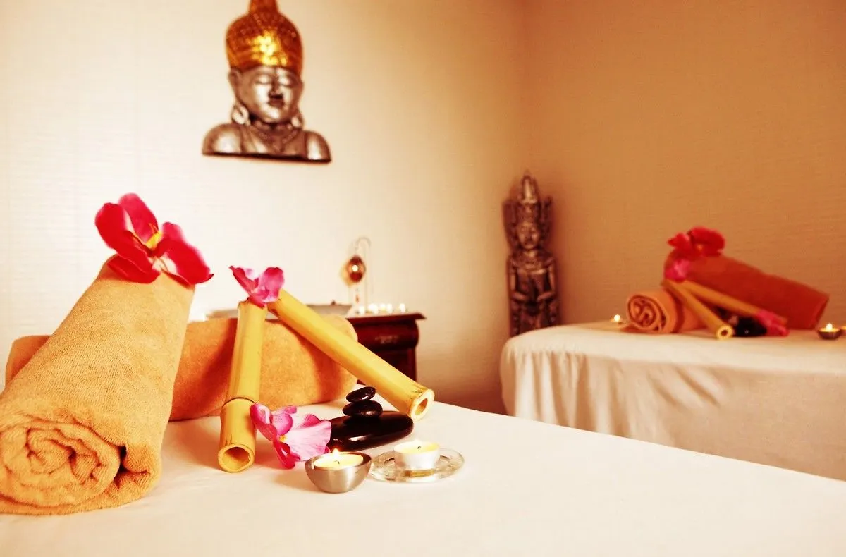 Magnolia Hotel - Adults Only 살루